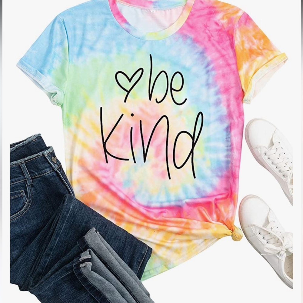 Small Be Kind T-shirt!